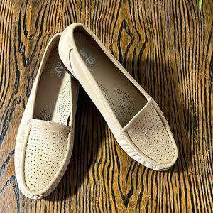SAS Tripad comfort loafer. Shoes. Women’s 8M.